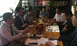 日本荏原食品公司驻上海分公司的代表来访十秒到总部博多