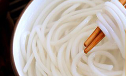 米线加盟，创业致富好项目