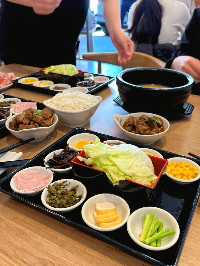 十秒到品牌人气持续上升，适合创业小白加盟